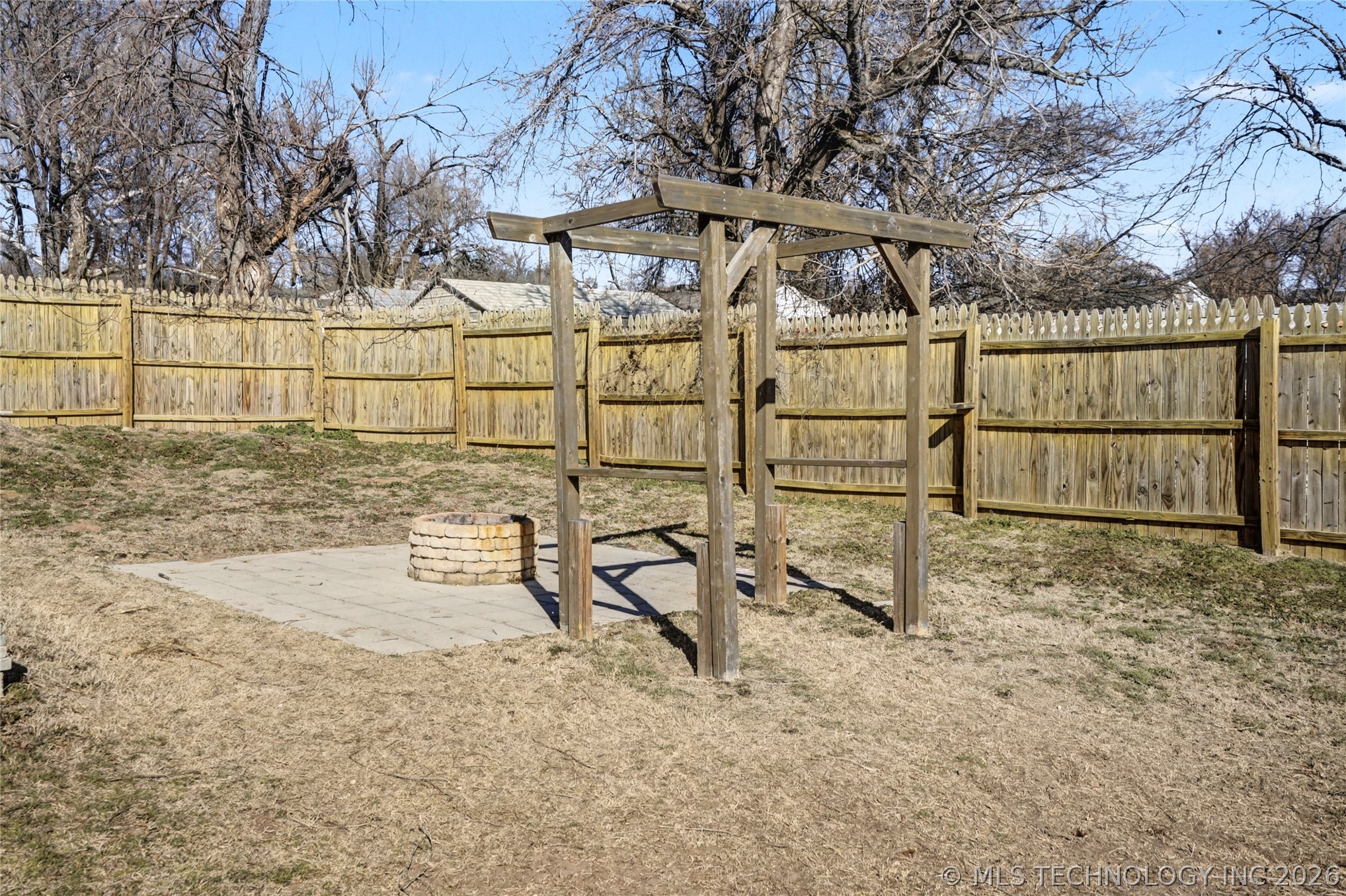 1107 W 4th Street Property Photo 36