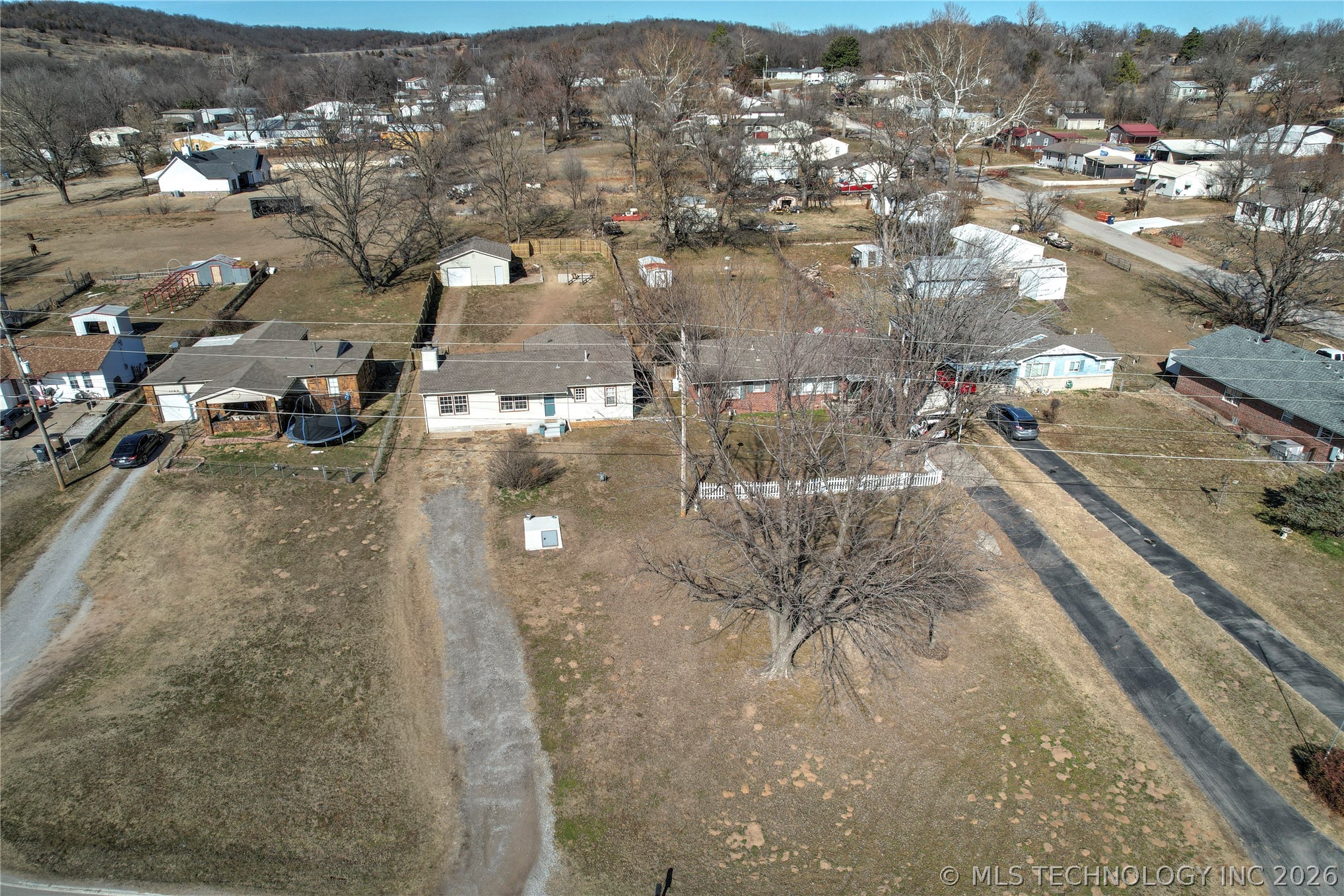 1107 W 4th Street Property Photo 43