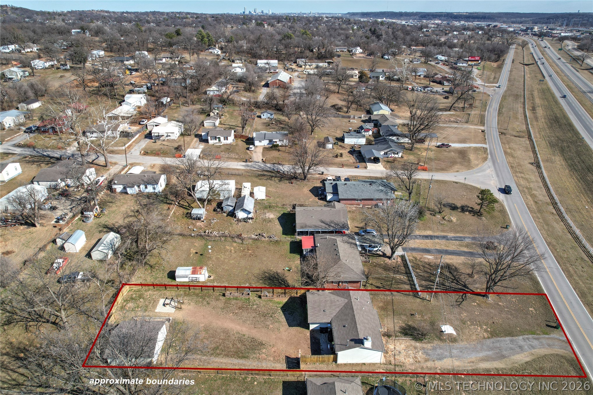 1107 W 4th Street Property Photo 48