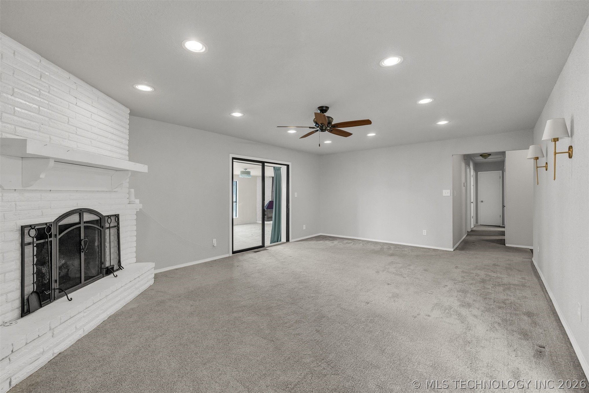 1109 N Hickory Court Property Photo 14