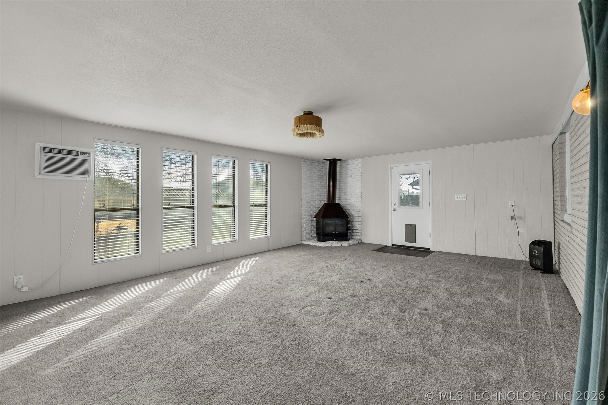 1109 N Hickory Court Property Photo 20