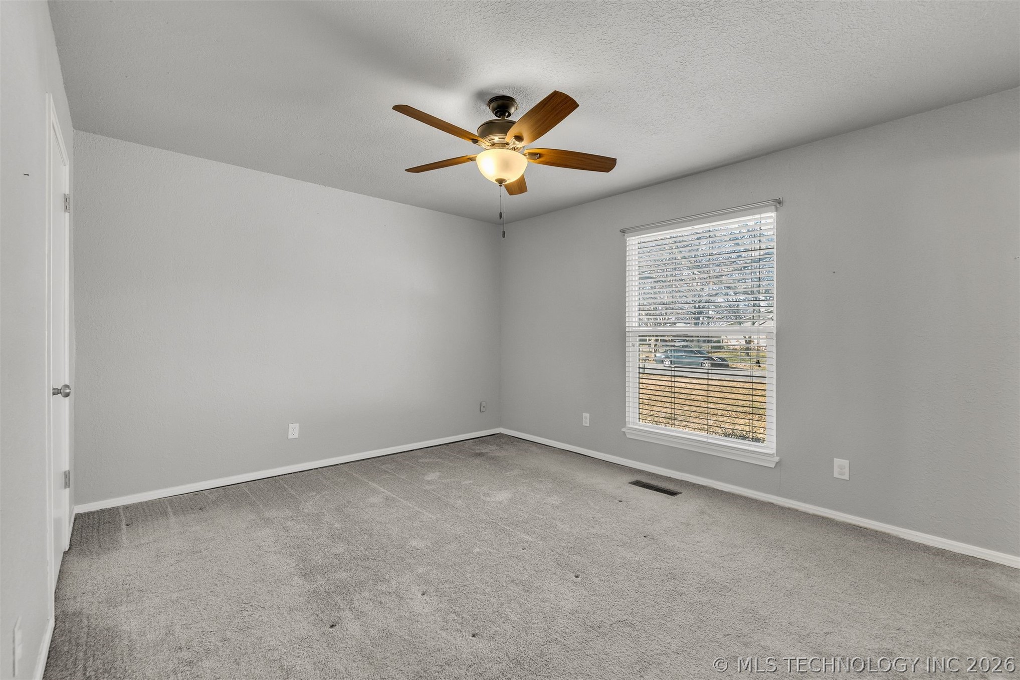 1109 N Hickory Court Property Photo 26