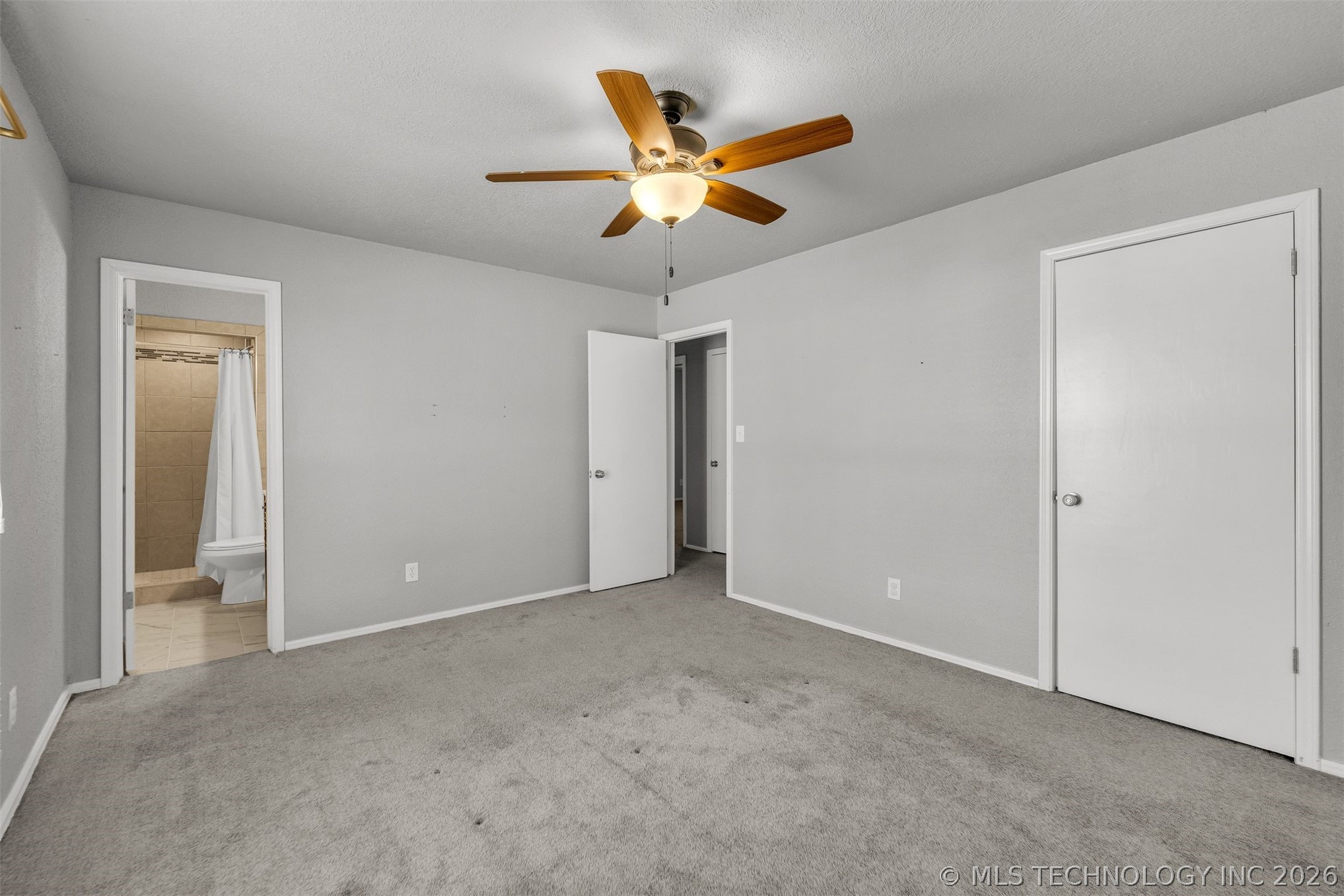 1109 N Hickory Court Property Photo 27