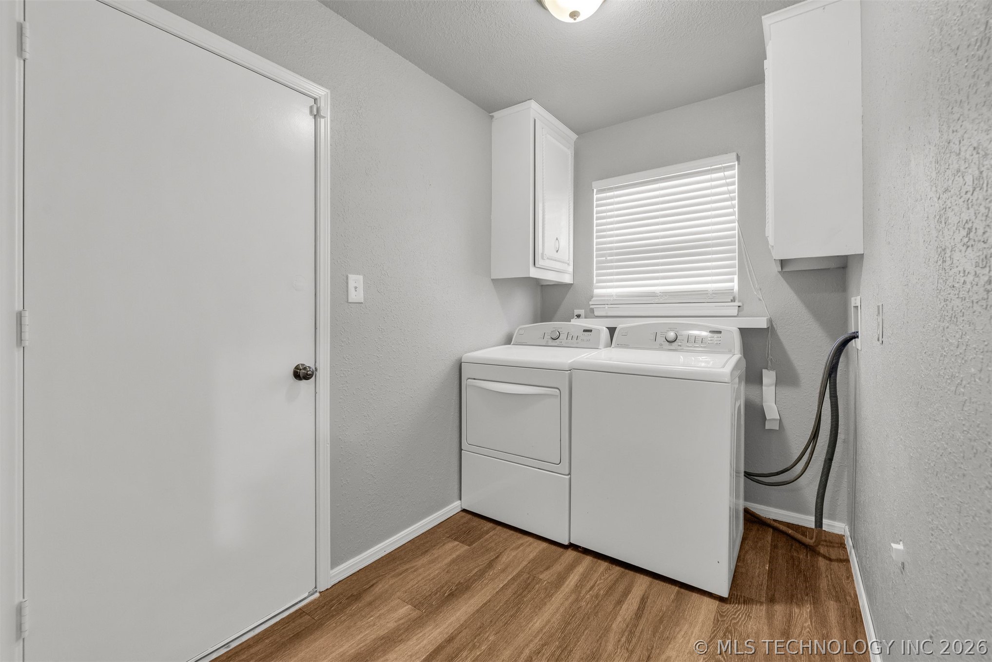 1109 N Hickory Court Property Photo 36