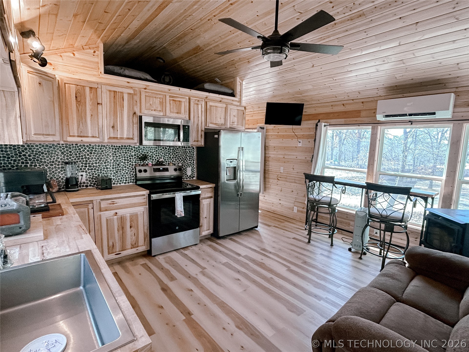 121780 S 4109 Road Property Photo 9