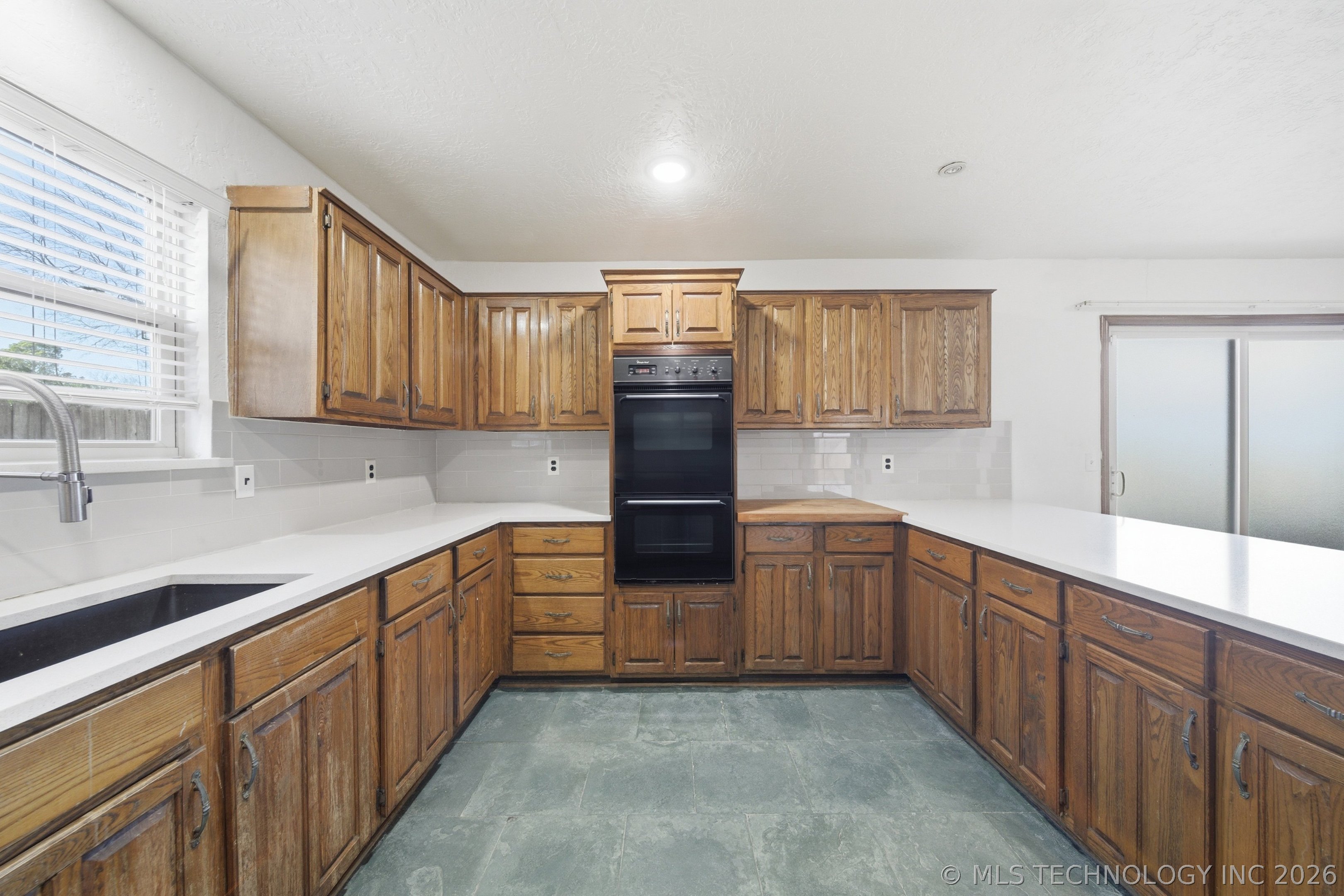 8601 E 78th Place Property Photo 19