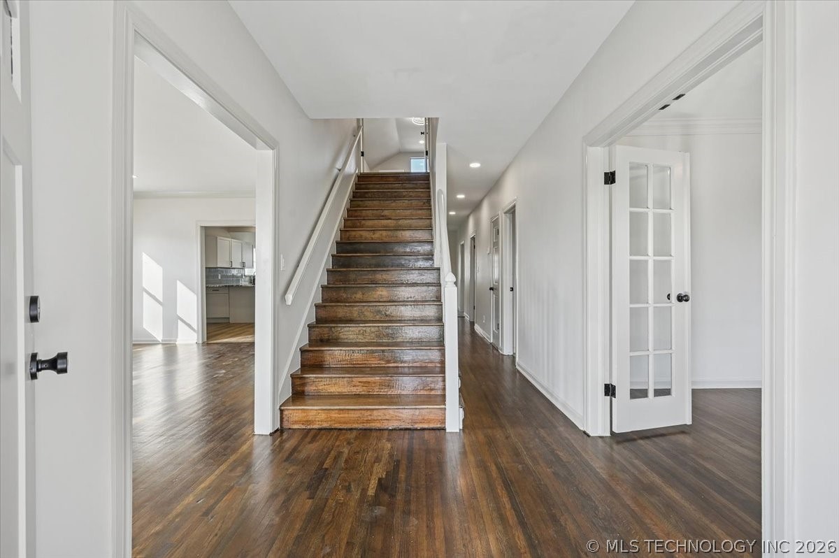 1941 W 41st Street Property Photo 4