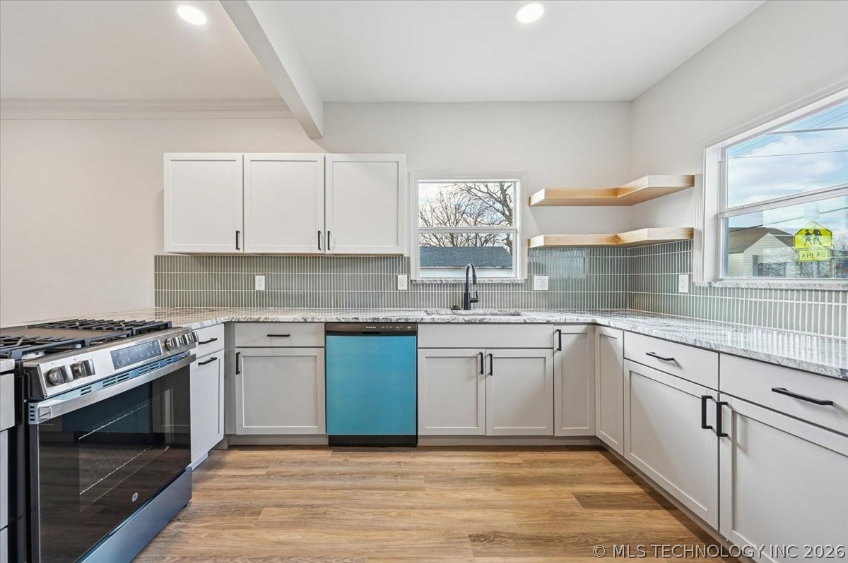 1941 W 41st Street Property Photo 5