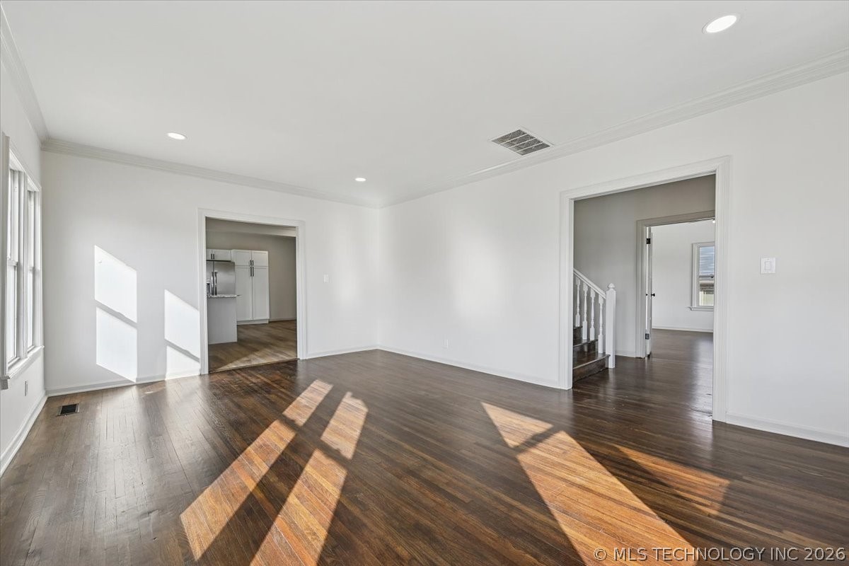 1941 W 41st Street Property Photo 11