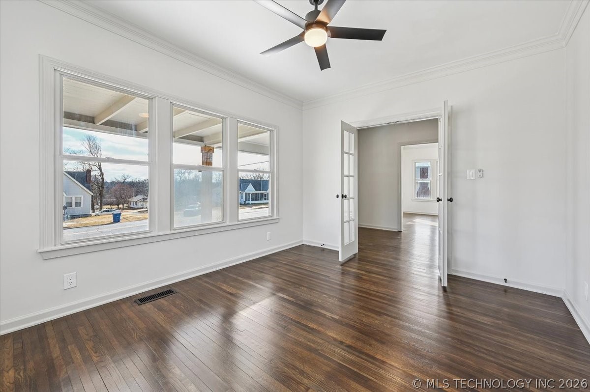 1941 W 41st Street Property Photo 15