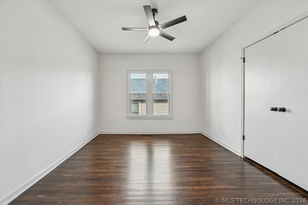 1941 W 41st Street Property Photo 20