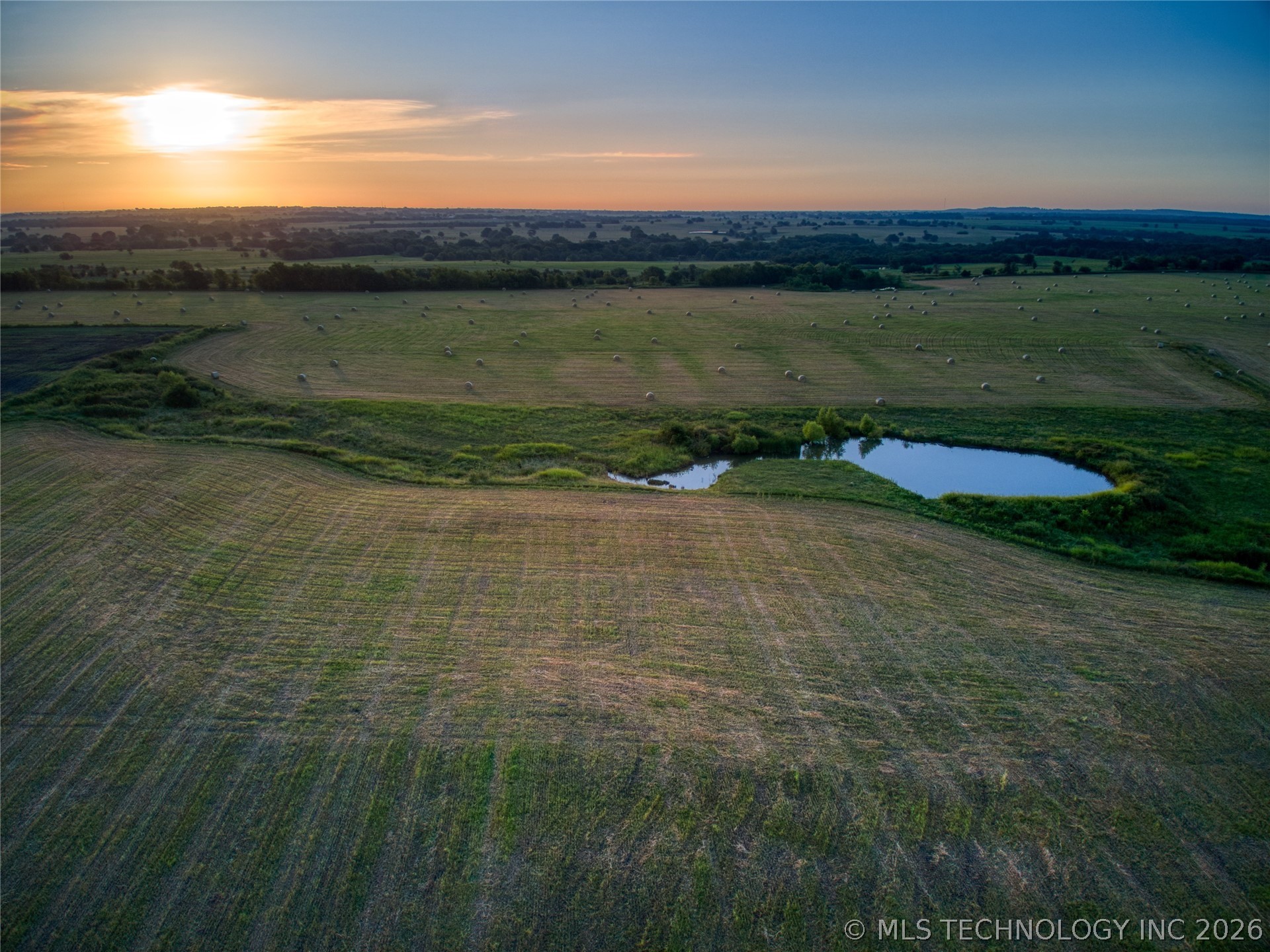 Highway 48 Property Photo 3