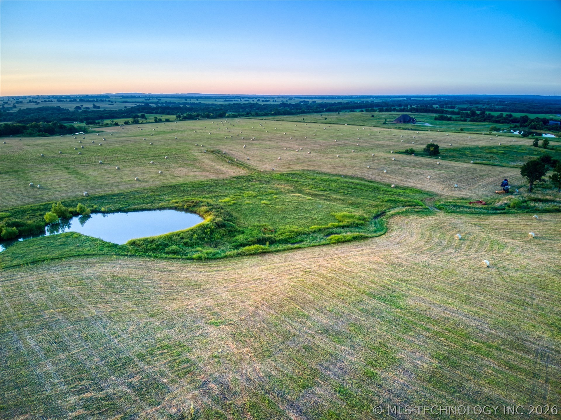 Highway 48 Property Photo 4