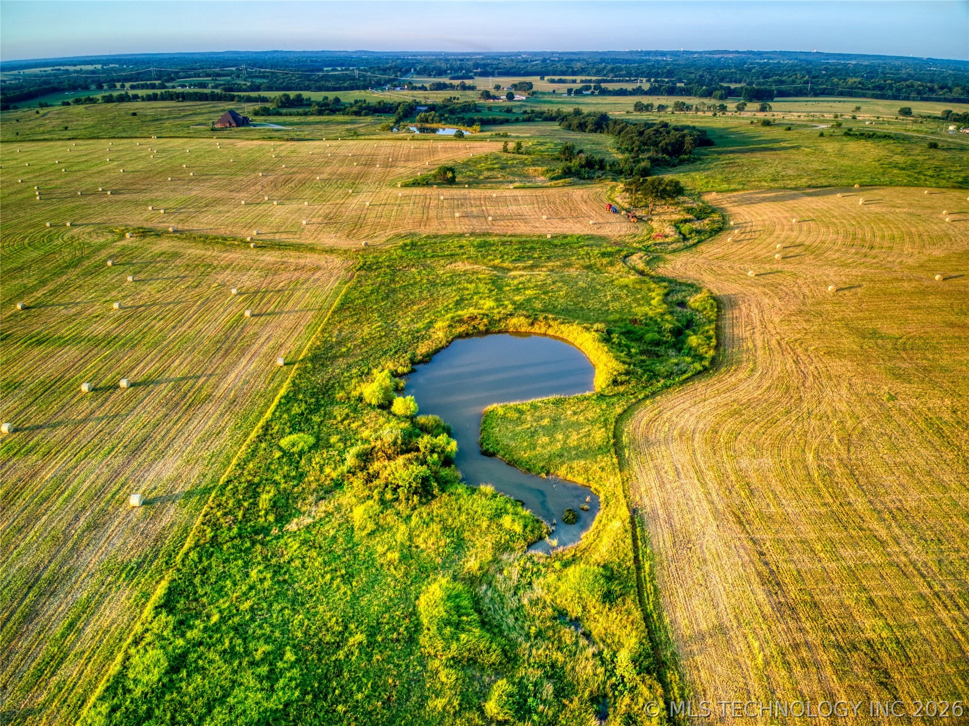 Highway 48 Property Photo 16