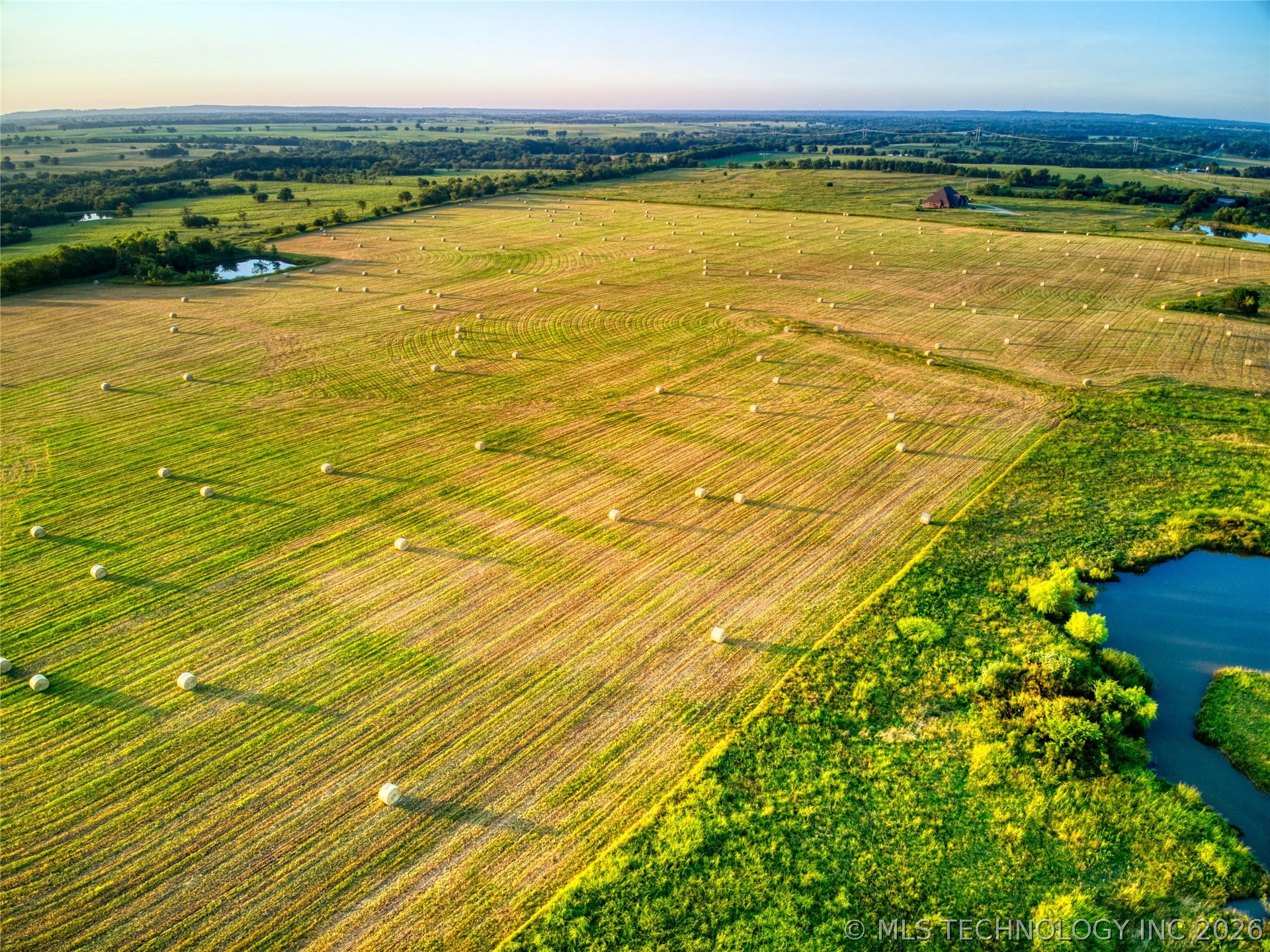 Highway 48 Property Photo 17