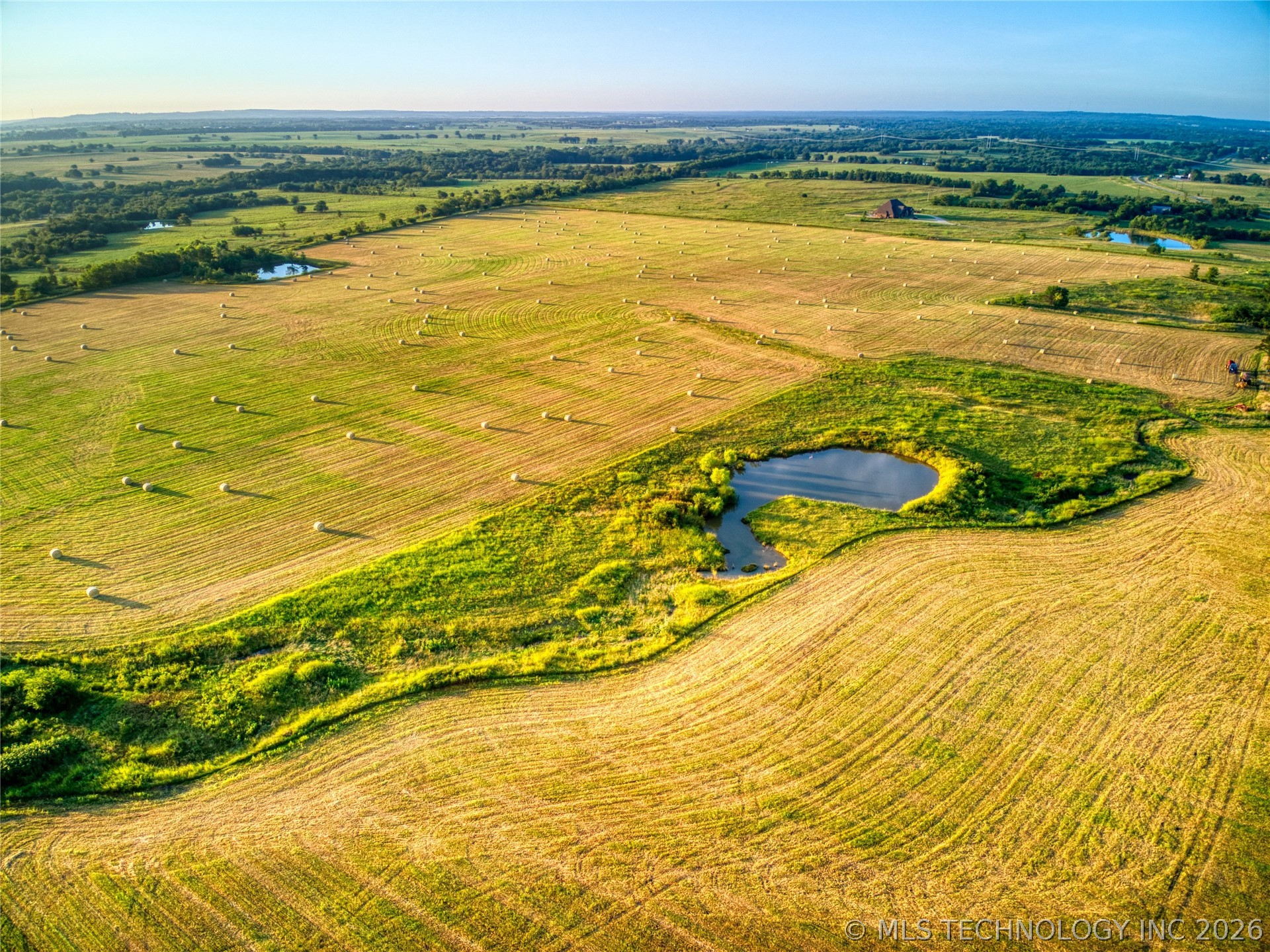 Highway 48 Property Photo 25