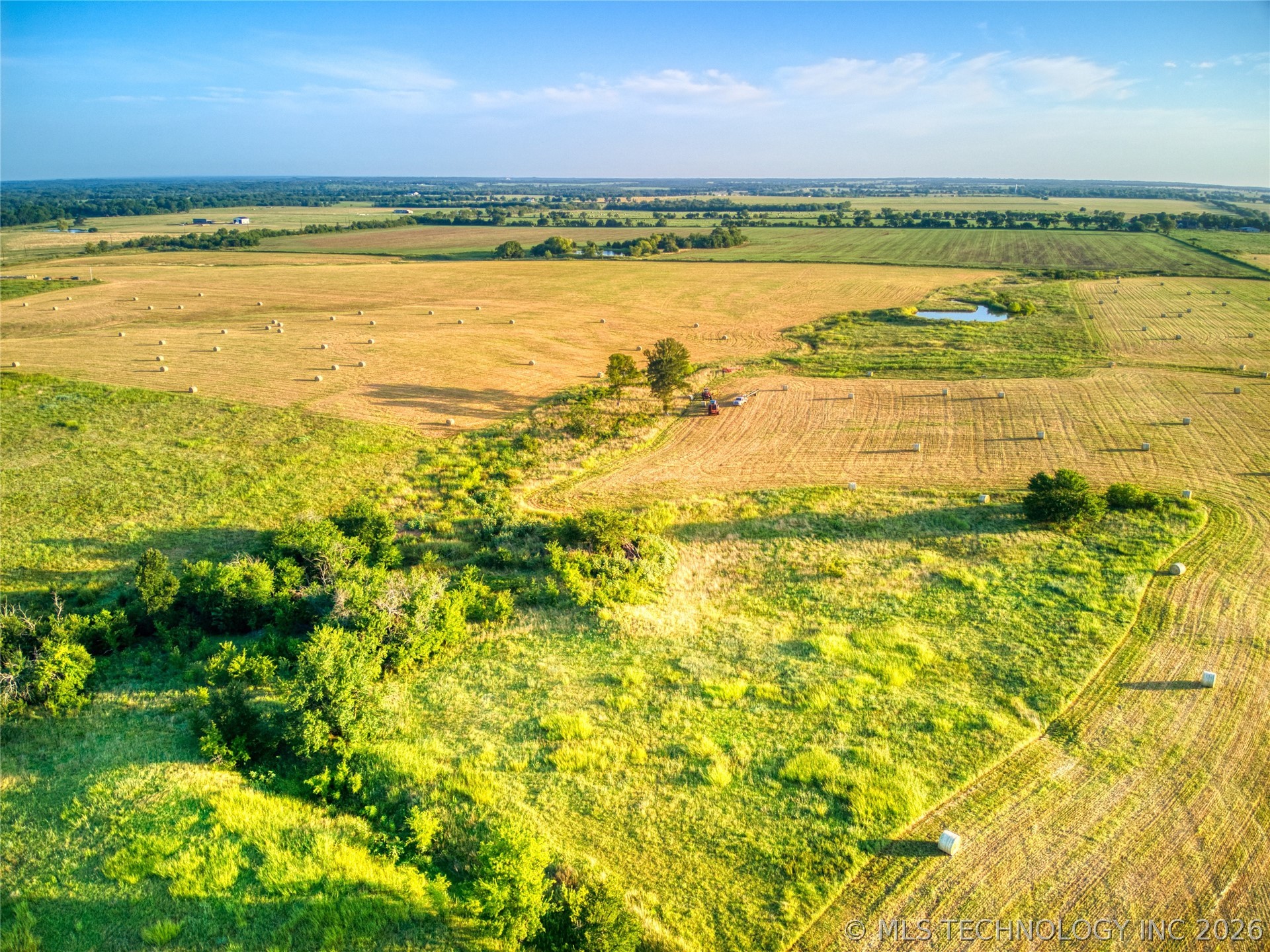 Highway 48 Property Photo 32