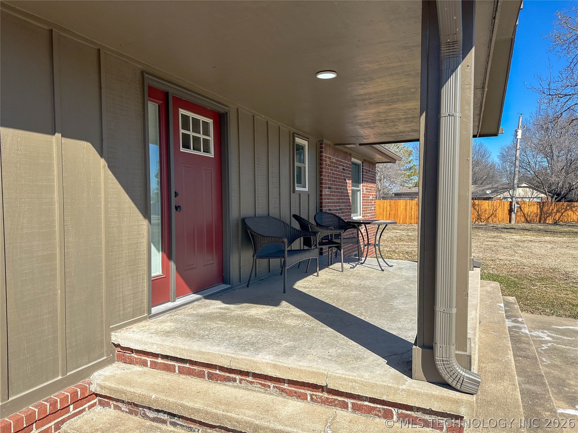 5721 E Everetts Point Property Photo 3