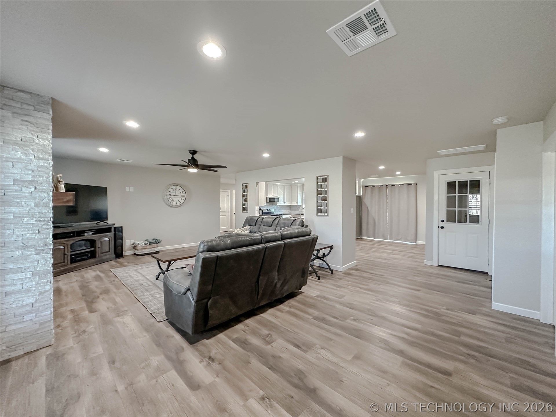 5721 E Everetts Point Property Photo 8