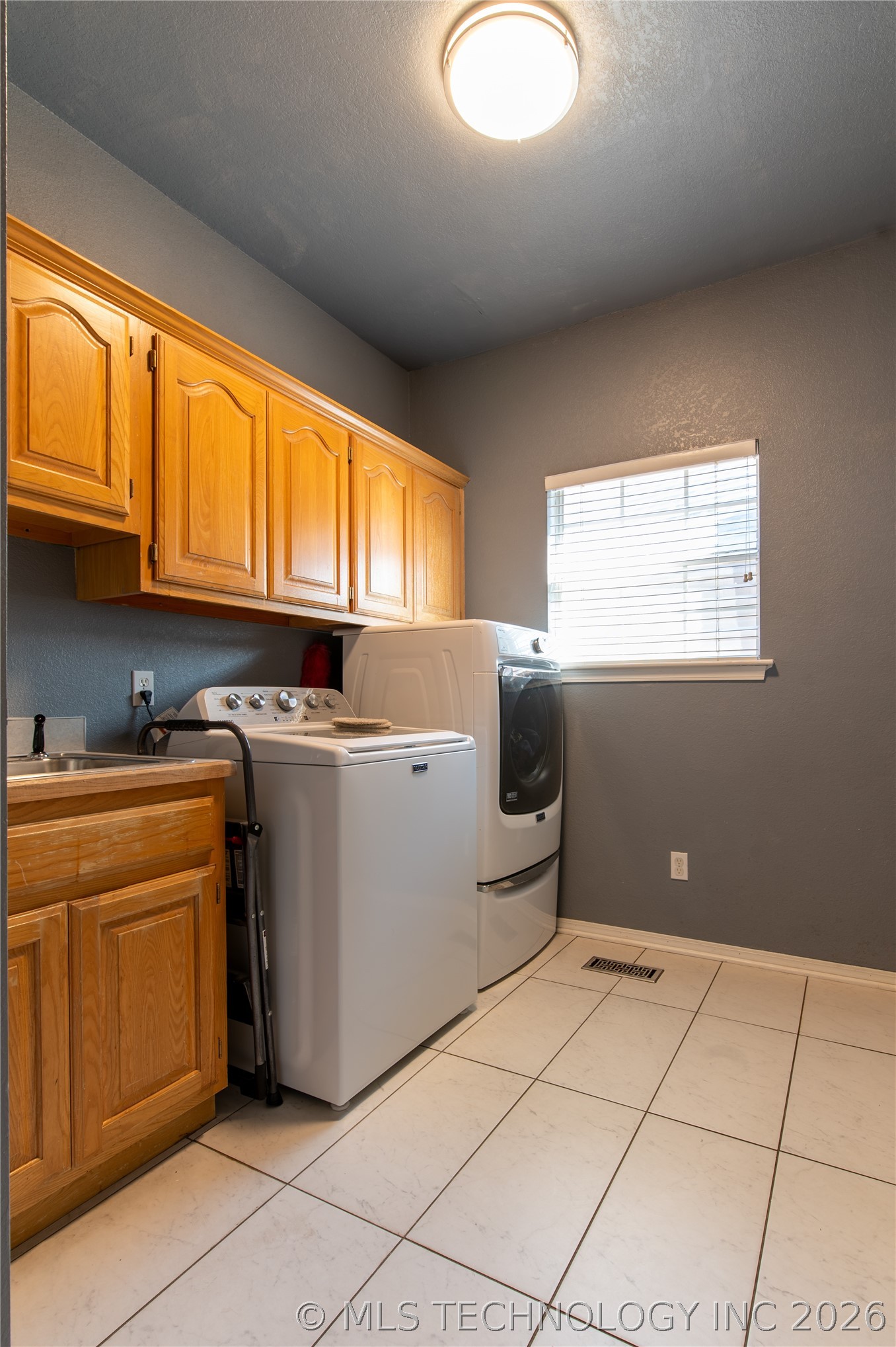 9903 S 99th East Avenue Property Photo 30