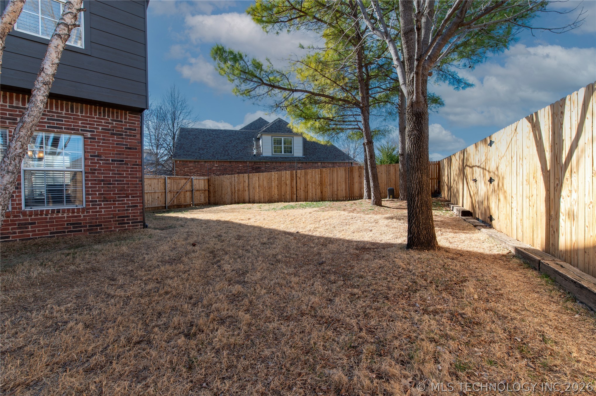 9903 S 99th East Avenue Property Photo 33