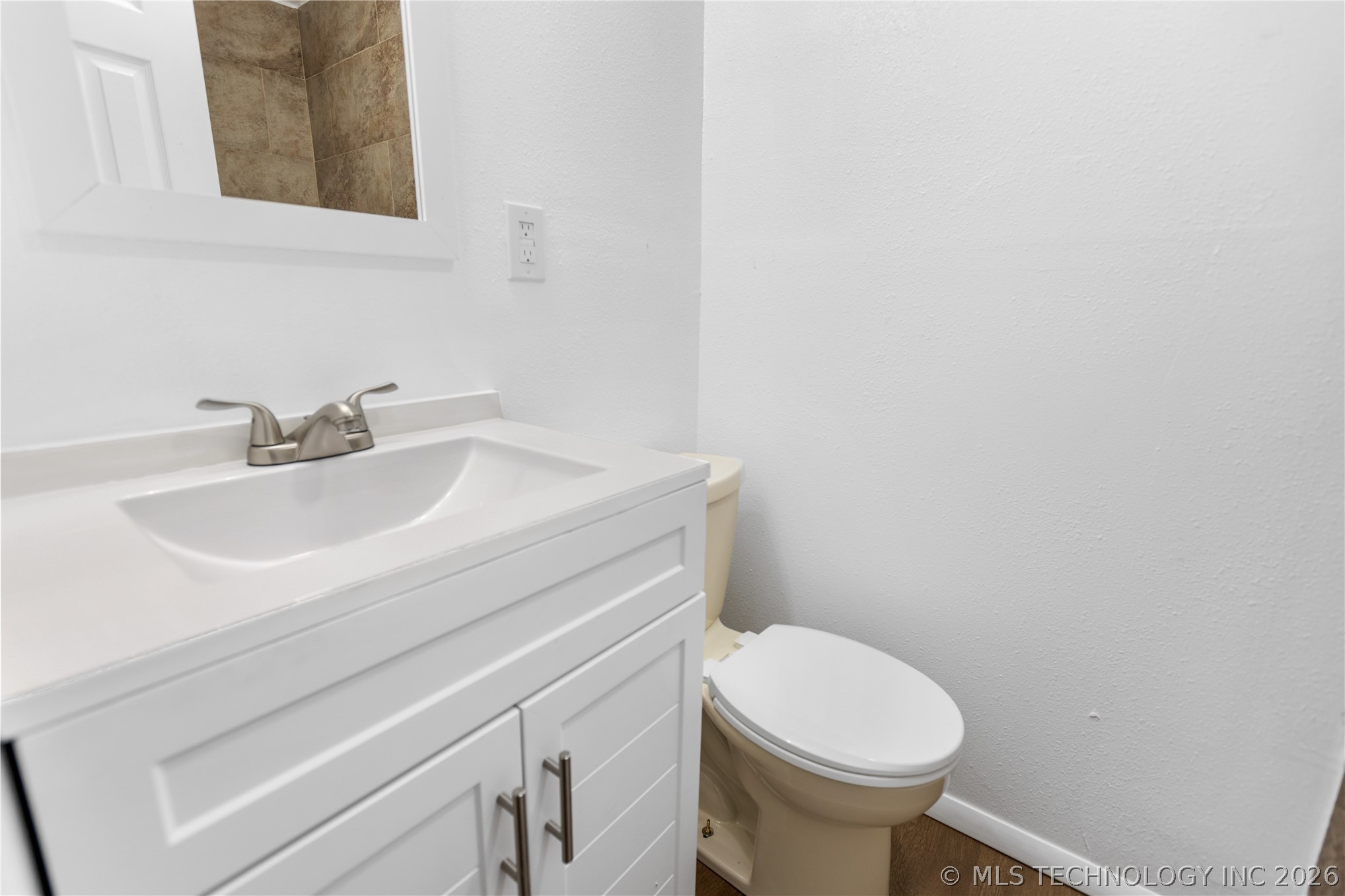 1408 E 1st Street Property Photo 13