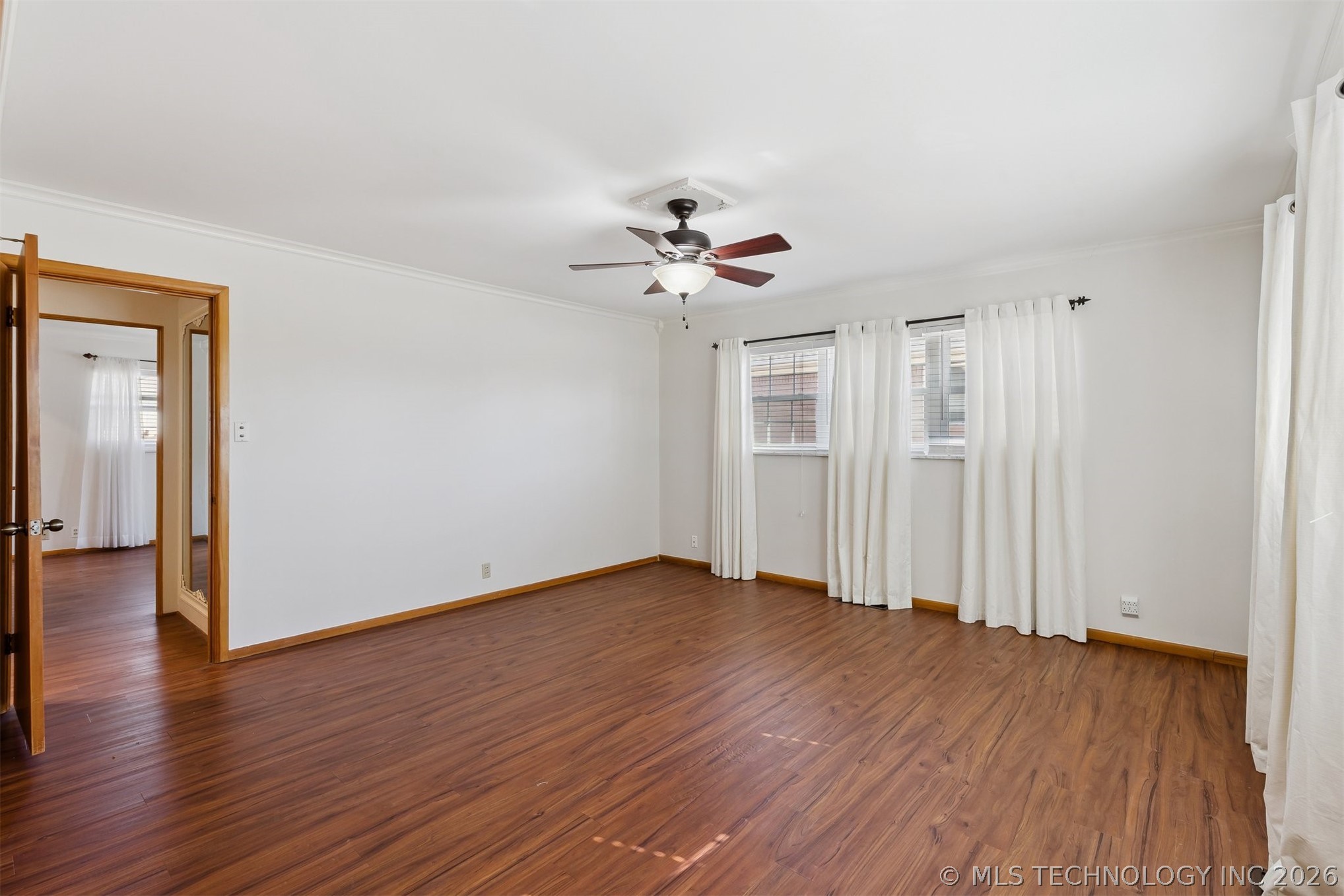 1107 E 8th Street Property Photo 25