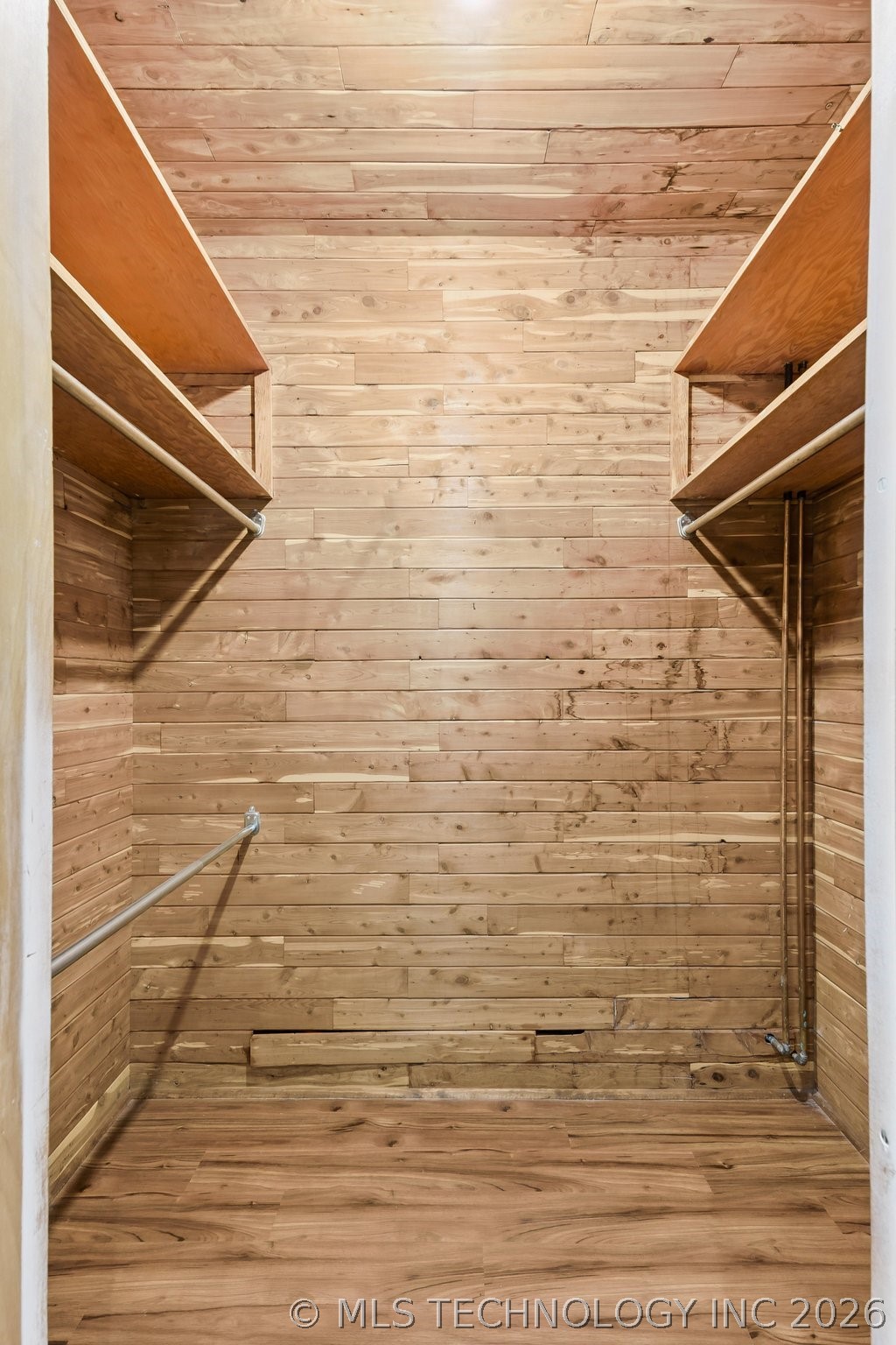 1107 E 8th Street Property Photo 38