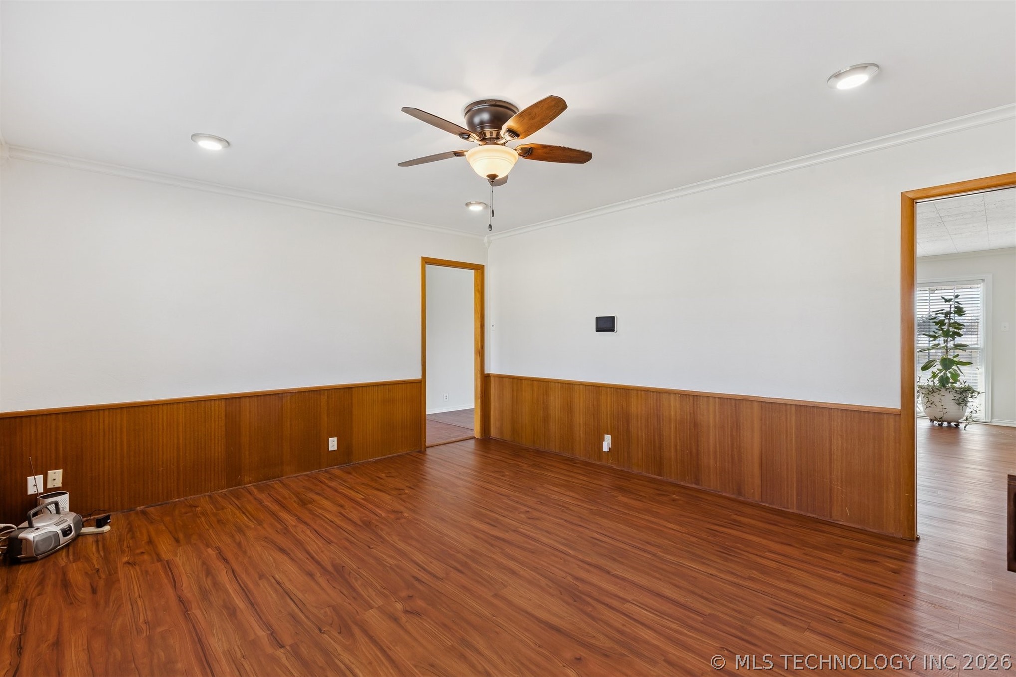 1107 E 8th Street Property Photo 44