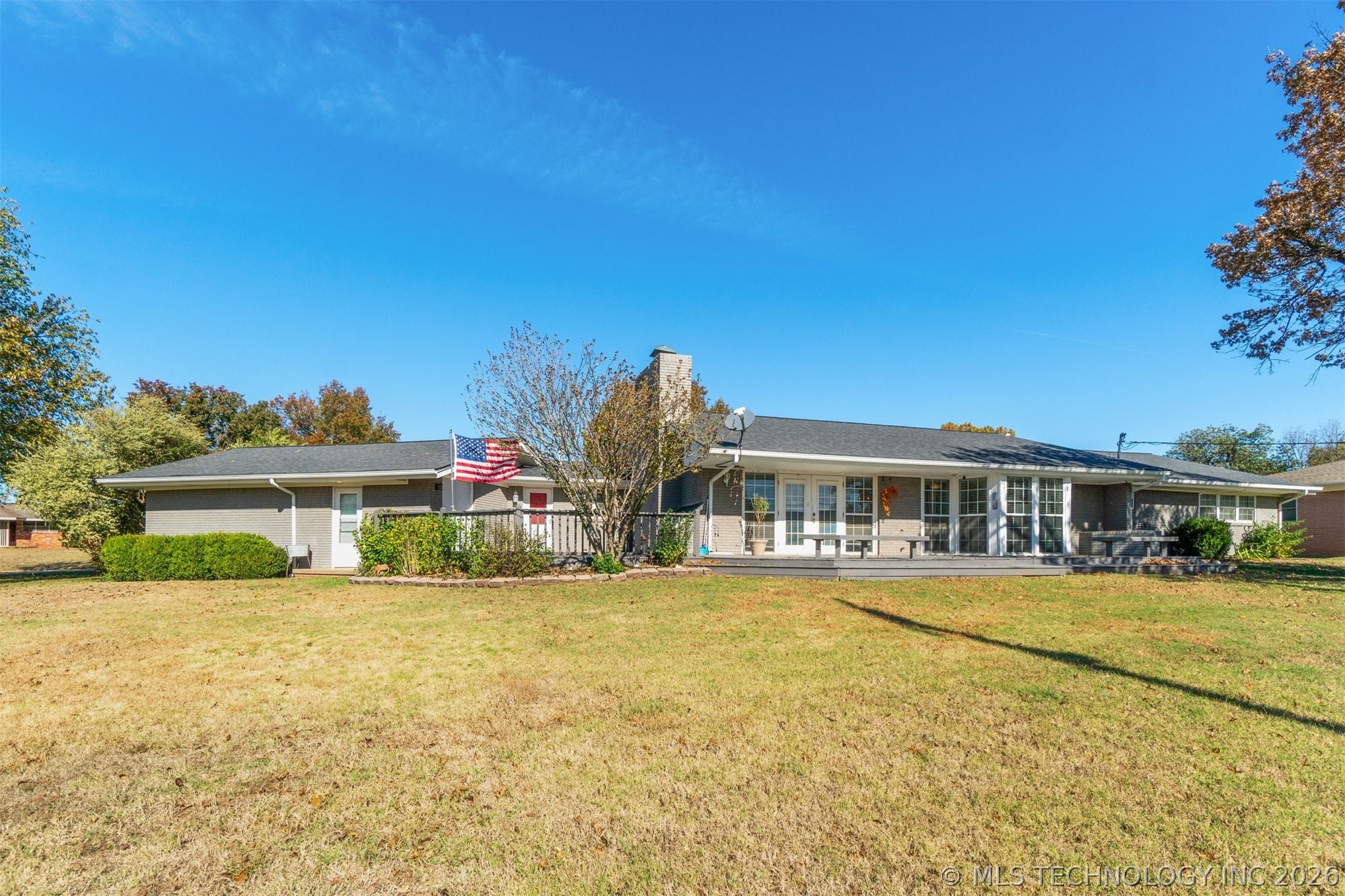 1107 E 8th Street Property Photo 54