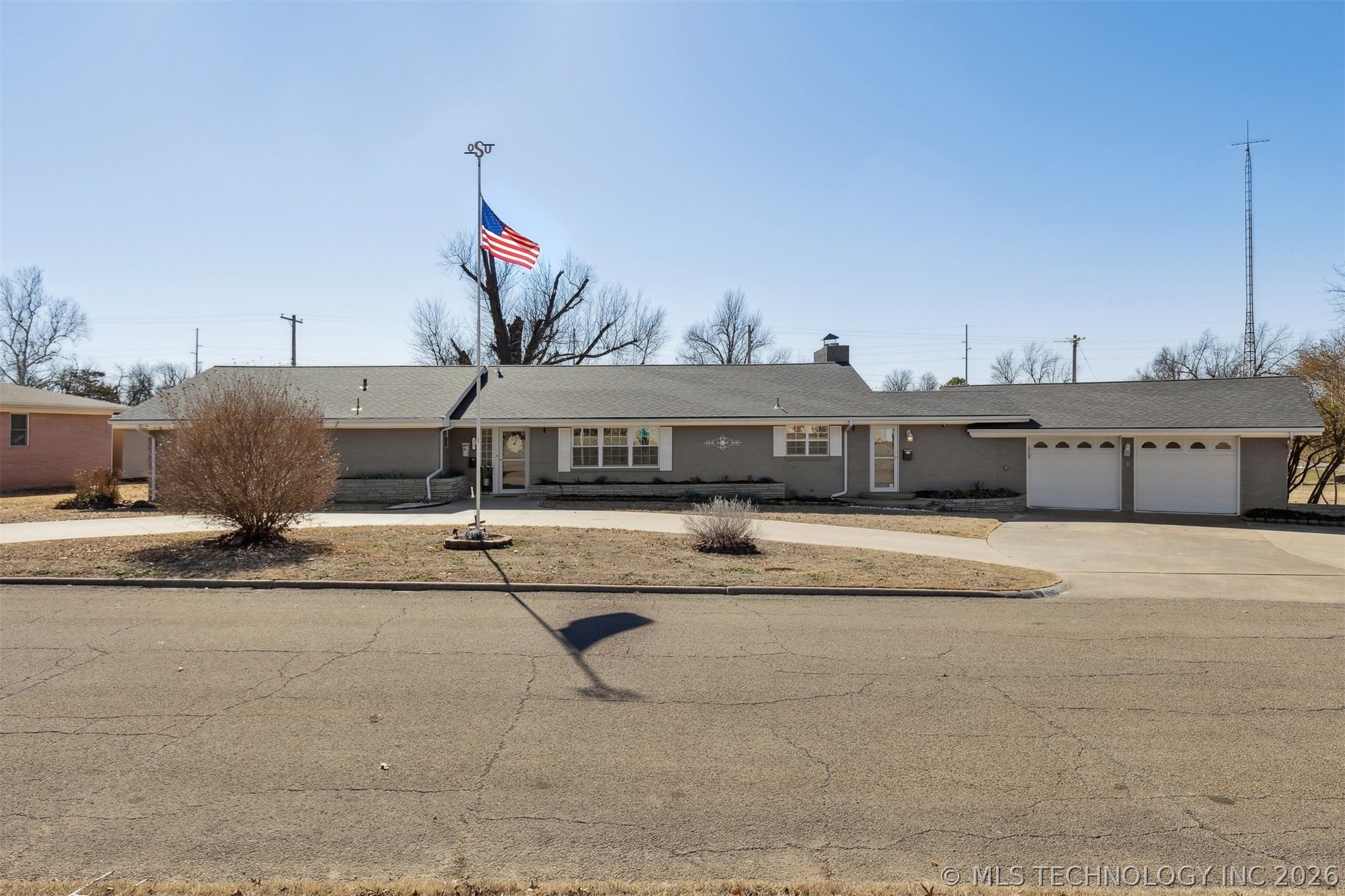 1107 E 8th Street Property Photo 58