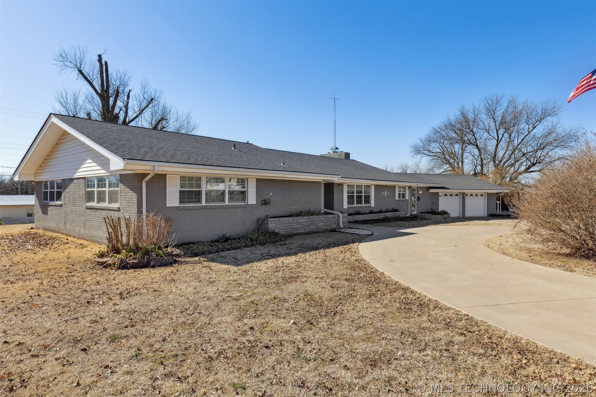 1107 E 8th Street Property Photo 60