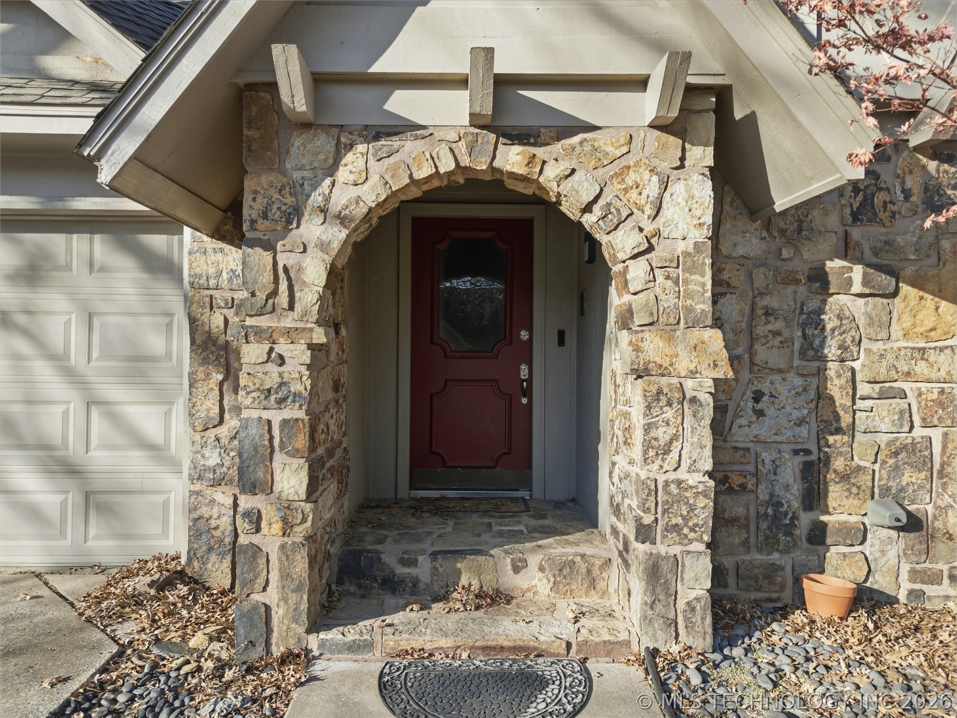 6211 E 77th Street Property Photo 2