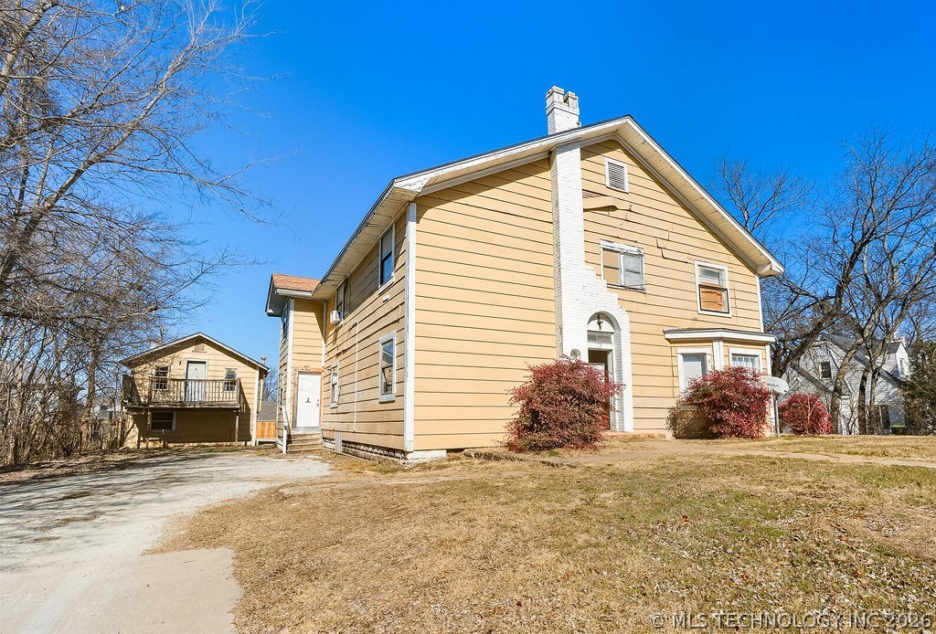 118 W 18th Property Photo 2