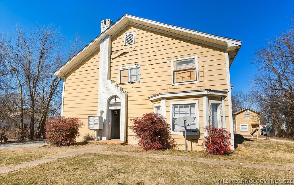 118 W 18th Property Photo 3