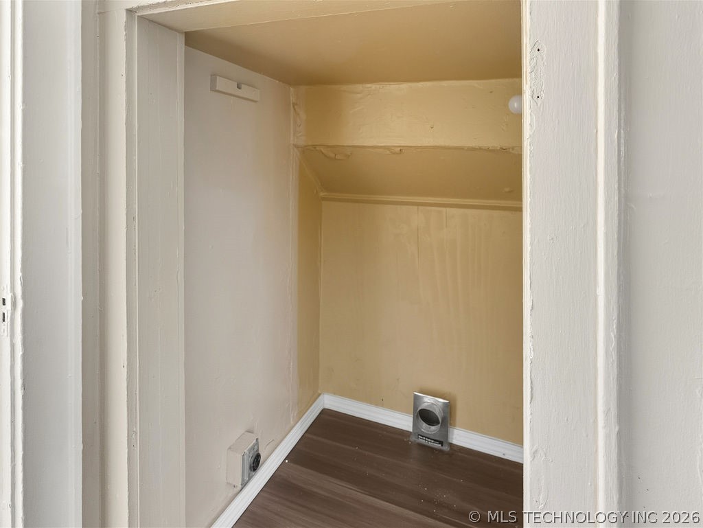 118 W 18th Property Photo 13