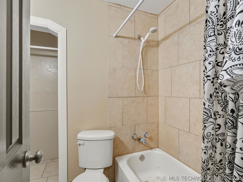 118 W 18th Property Photo 23