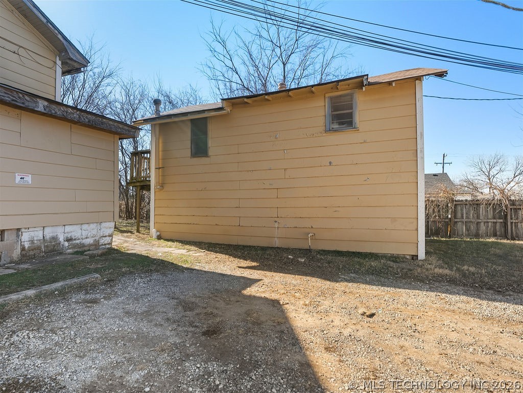 118 W 18th Property Photo 28