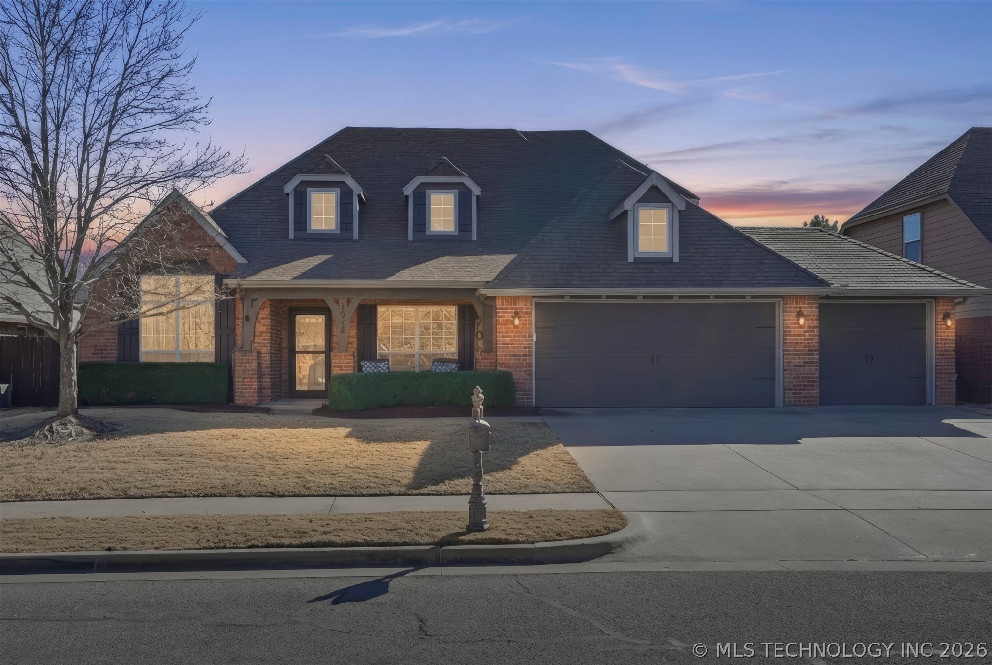 1916 E 133rd Court Property Photo 1