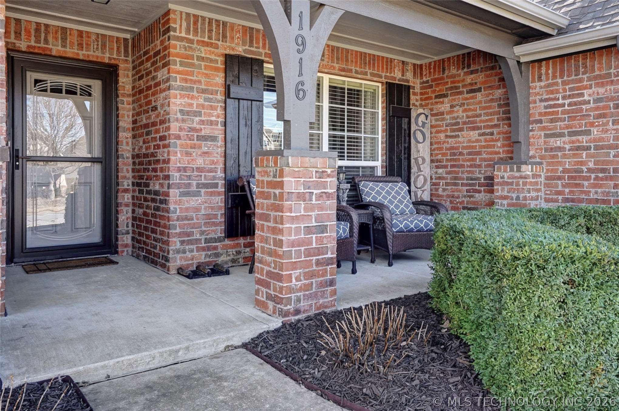 1916 E 133rd Court Property Photo 3