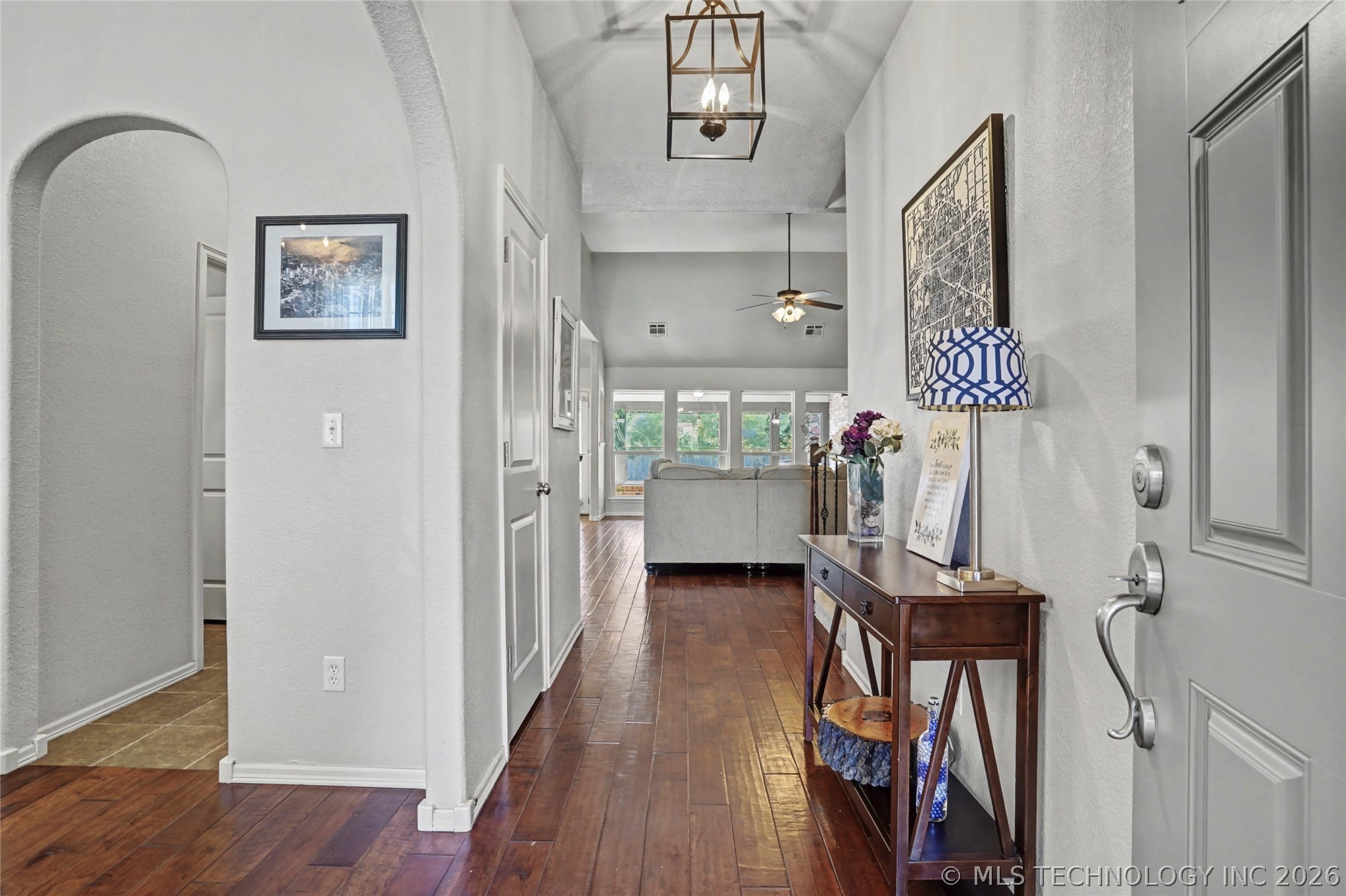 1916 E 133rd Court Property Photo 4