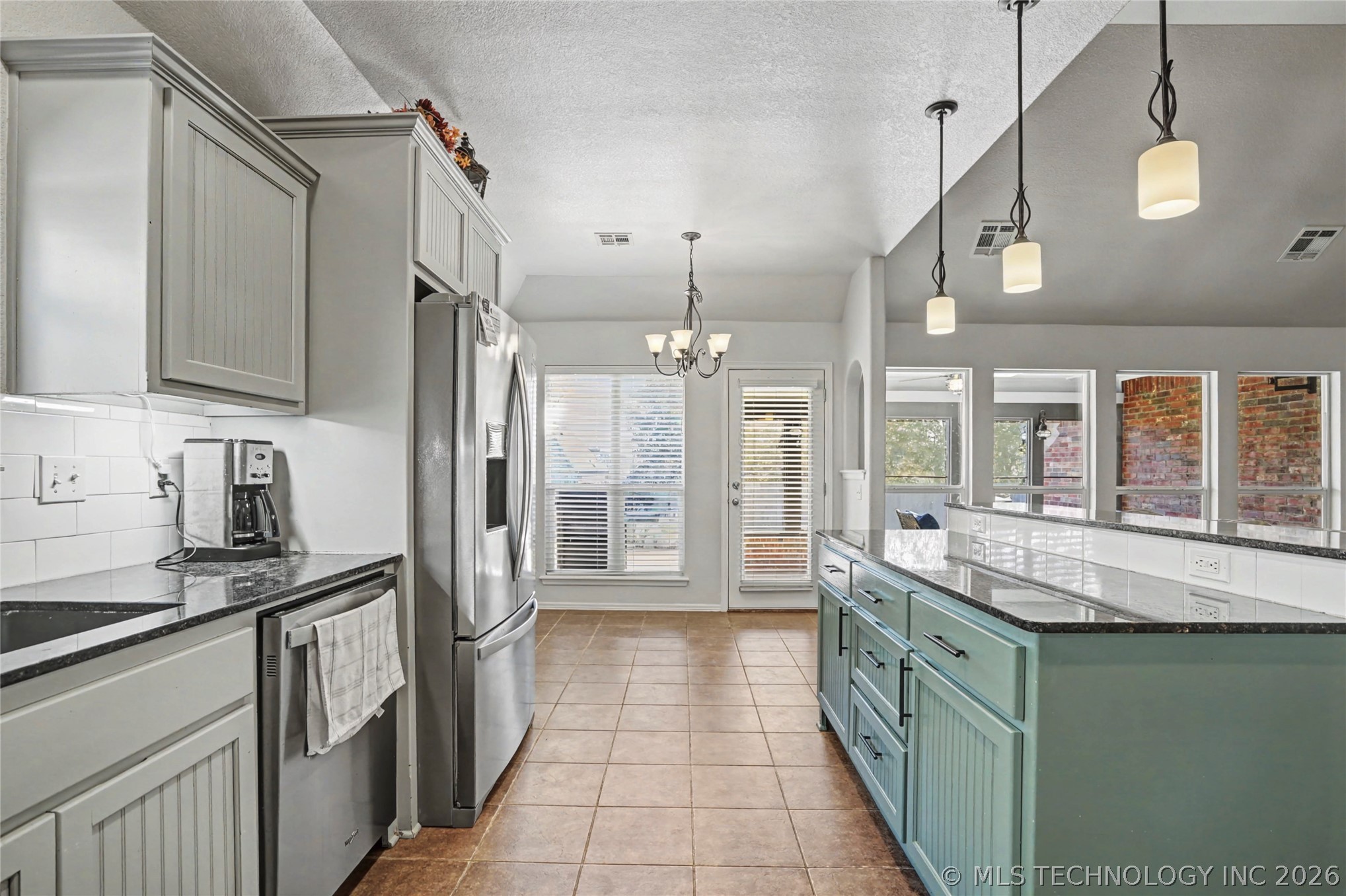 1916 E 133rd Court Property Photo 15