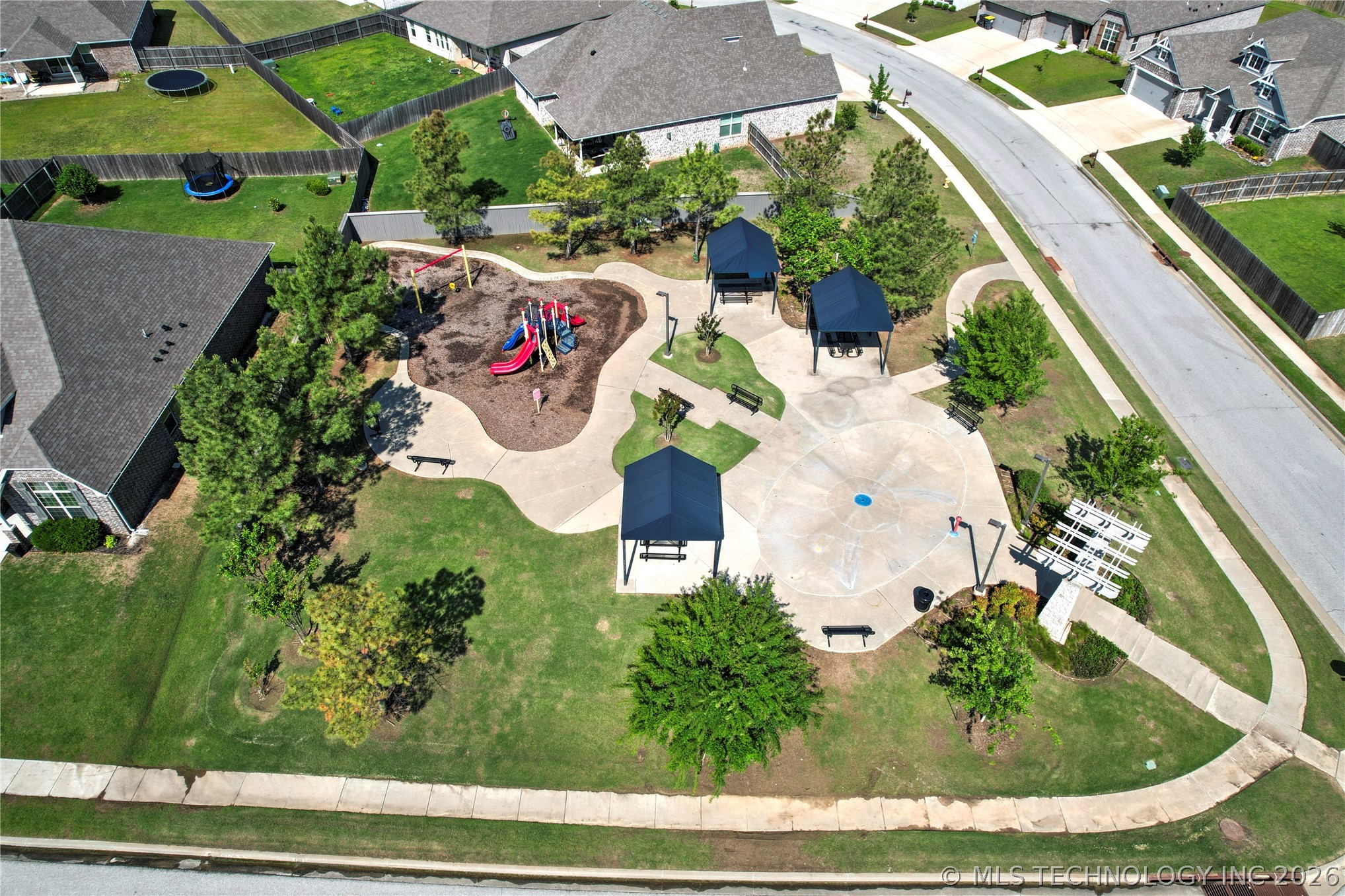 1916 E 133rd Court Property Photo 55