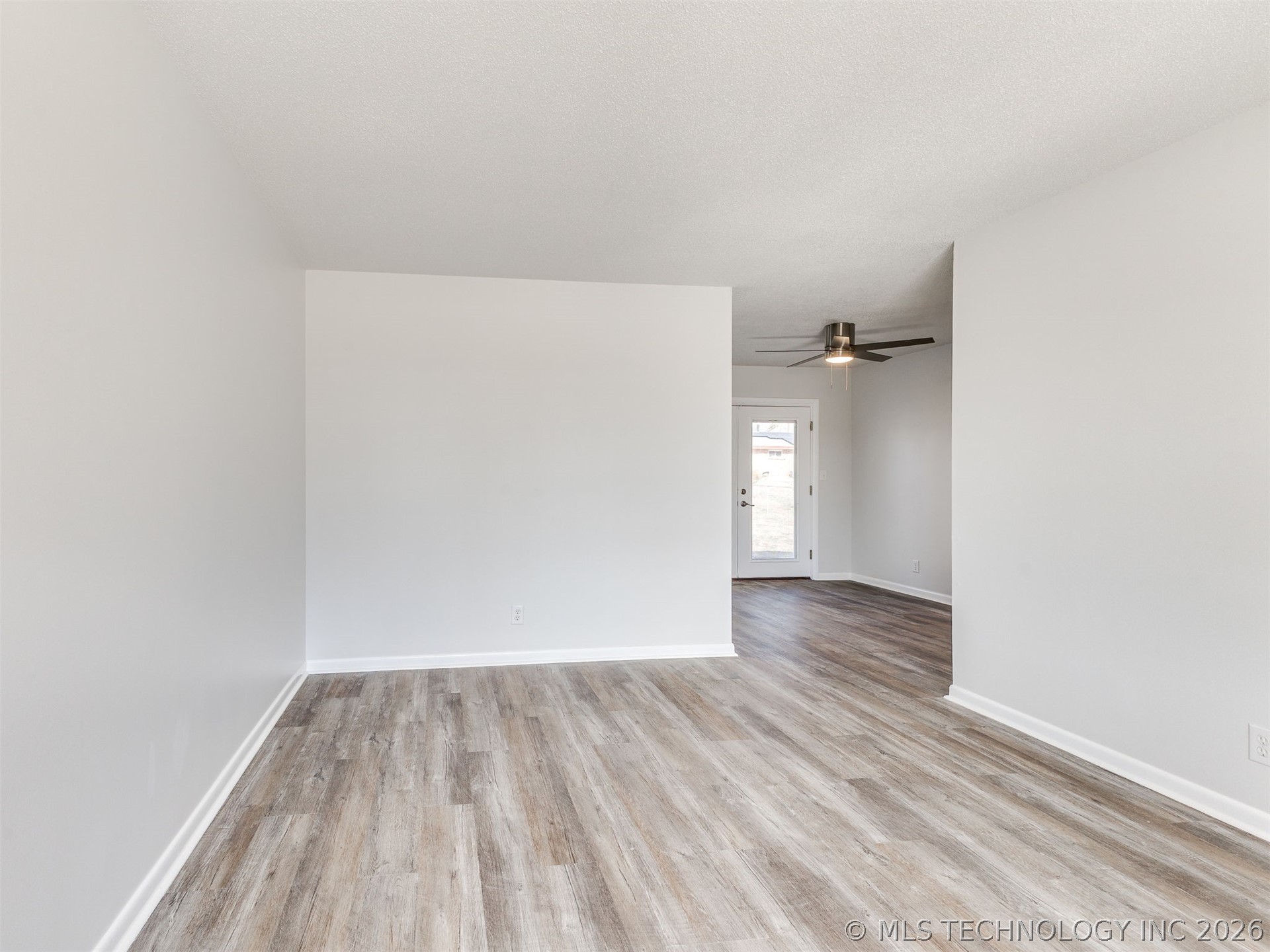 16519 E 2nd Street Property Photo 14