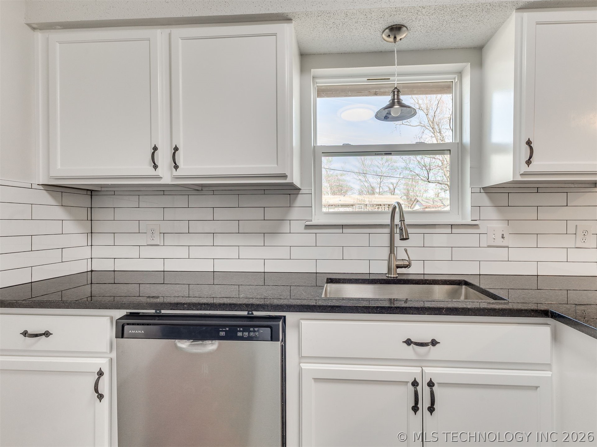 16519 E 2nd Street Property Photo 16