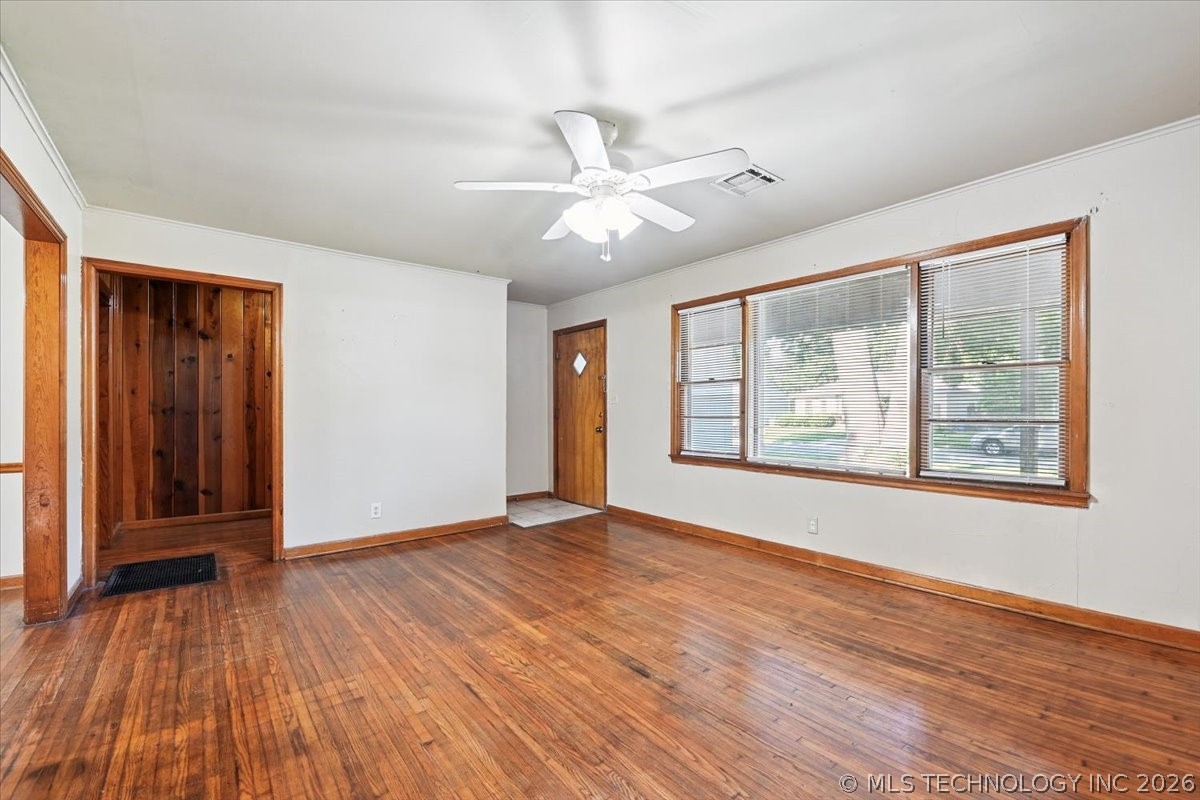 4629 S Trenton Avenue Property Photo 4