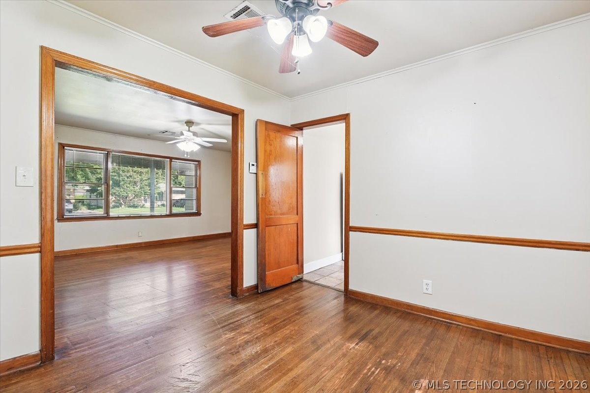 4629 S Trenton Avenue Property Photo 6