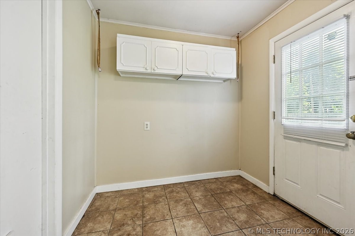 4629 S Trenton Avenue Property Photo 10