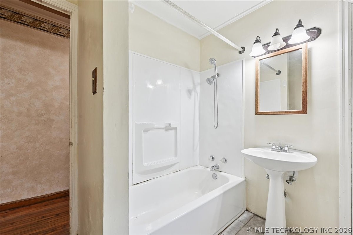 4629 S Trenton Avenue Property Photo 15