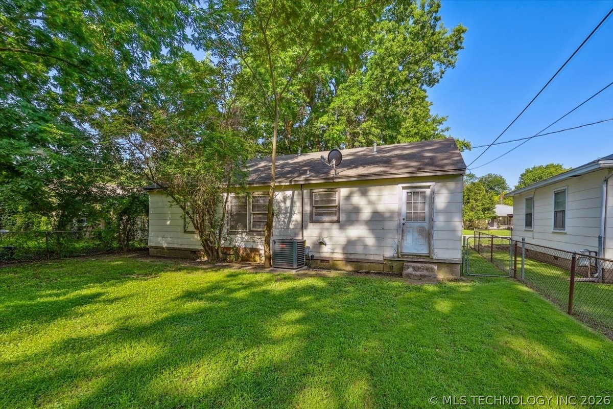 4629 S Trenton Avenue Property Photo 19